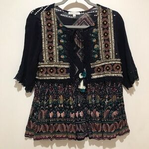 Patrons of peace open tunic top size S embroidered lace blue print